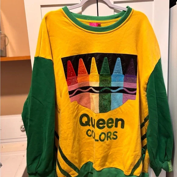 Queen of sparkles Queen Colors Rainbow Crayon Graphic Sweatshirt - Picture 3 of 13